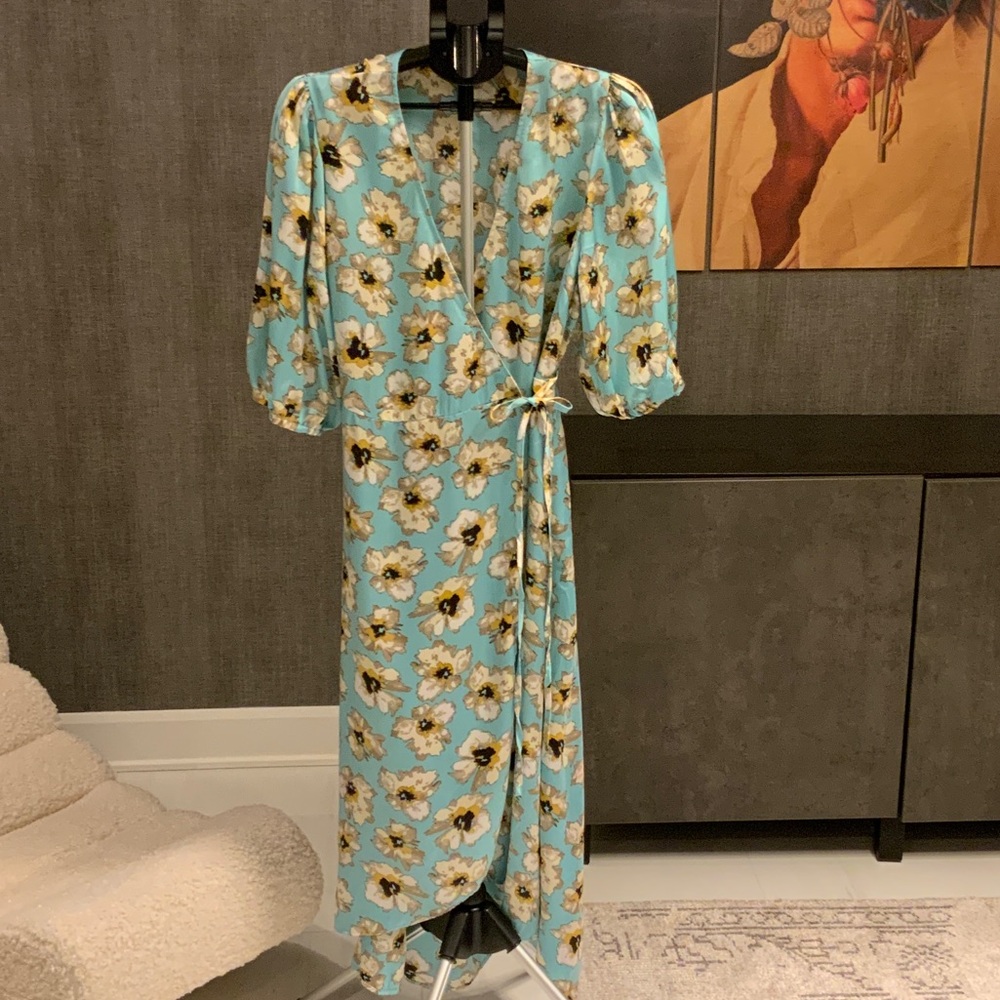 Soaked in luxury Elegant Floral Midi Wrap Dress in Blue XL